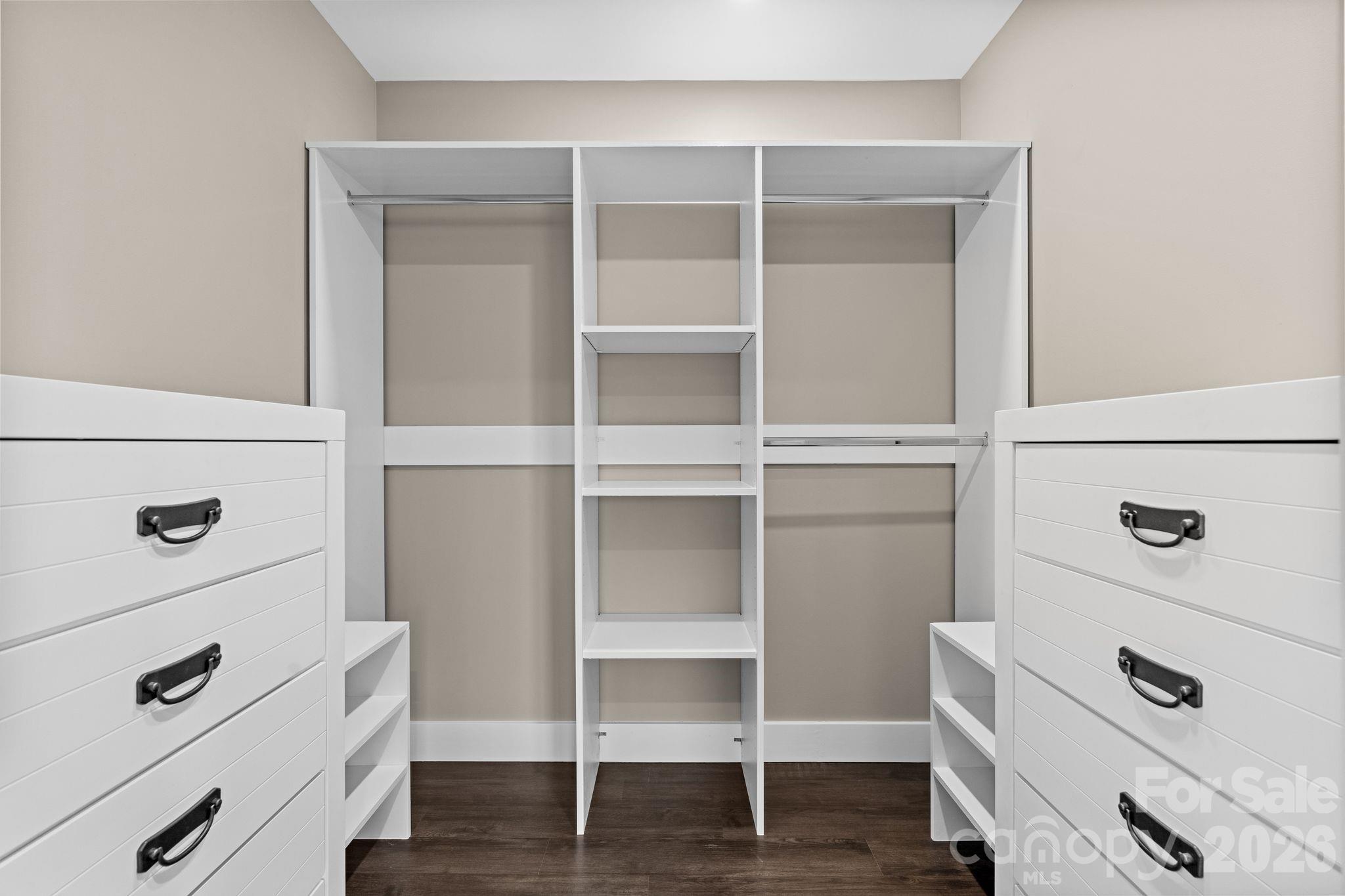 Hawks Cove - Residential