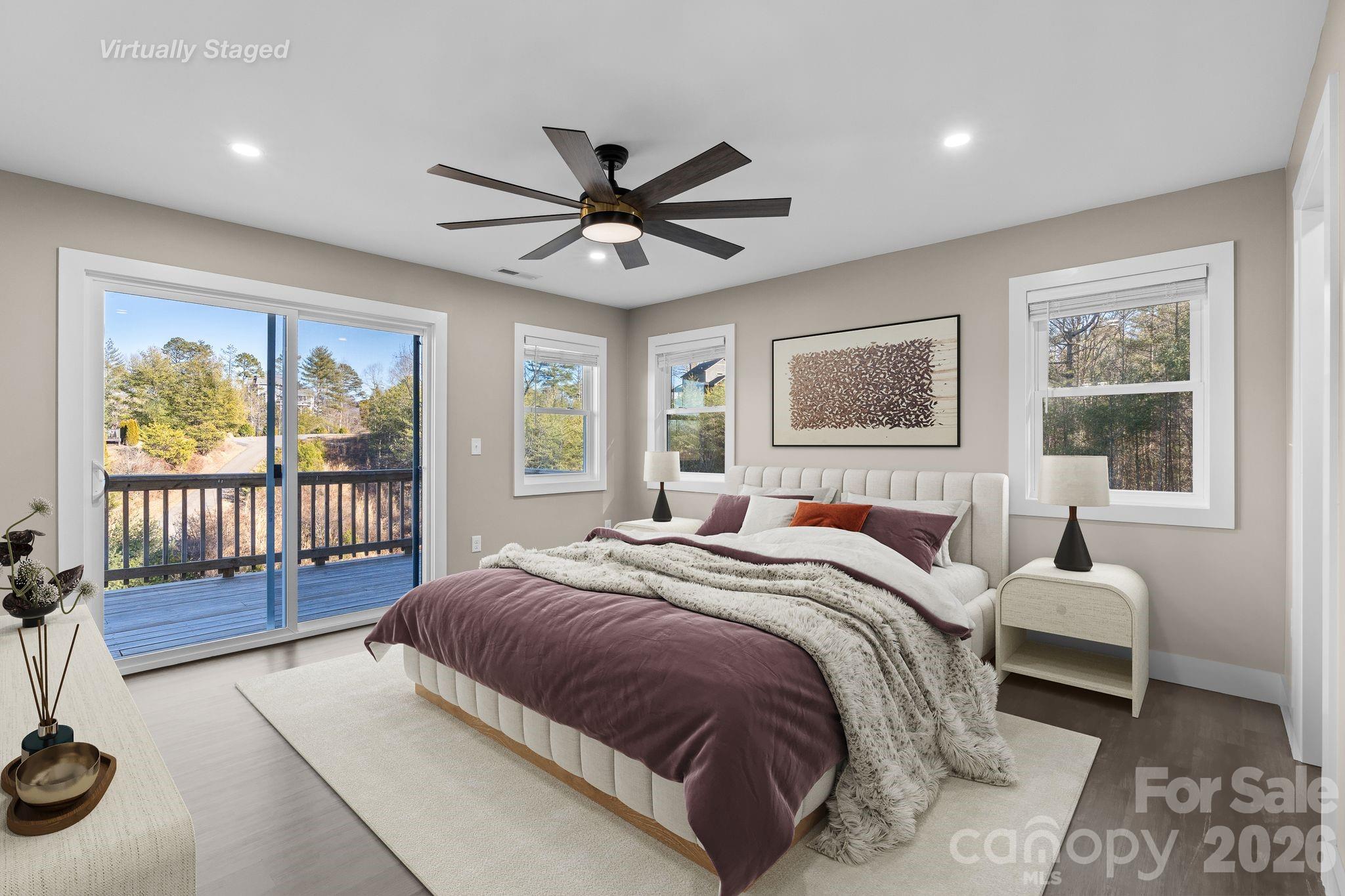 Hawks Cove - Residential