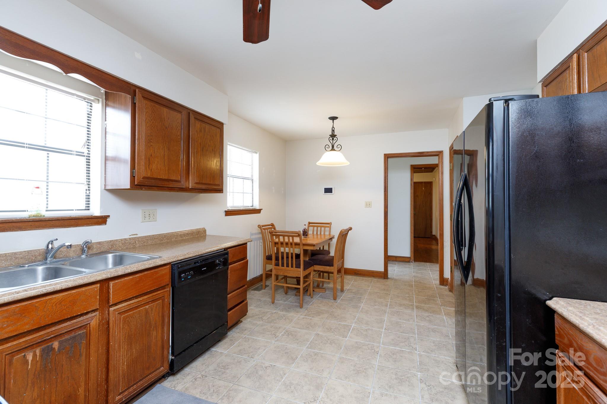 Country Oaks - Residential