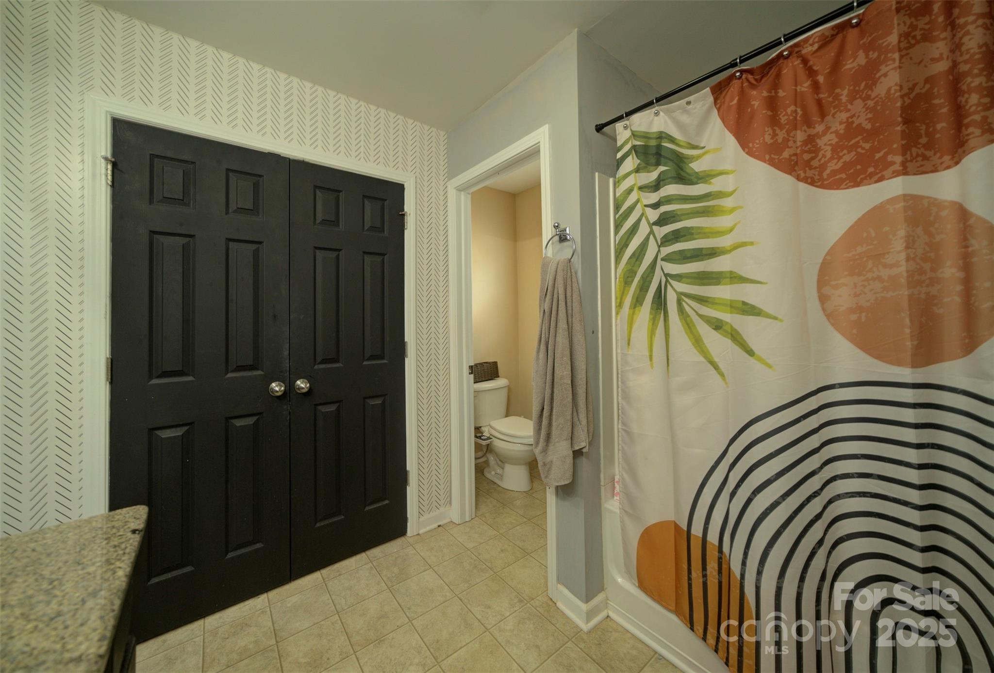 Regal Manor - Residential