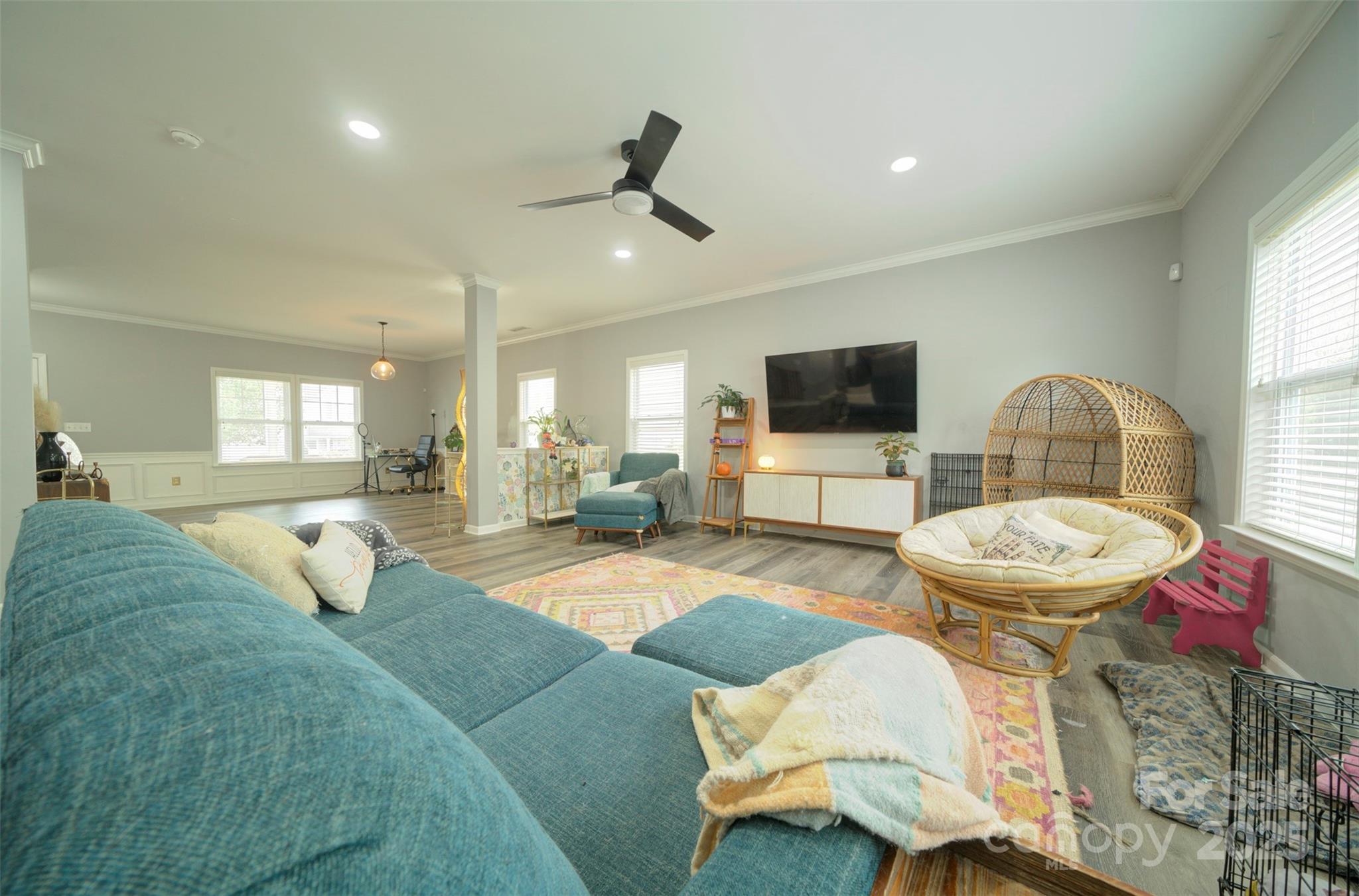 Regal Manor - Residential