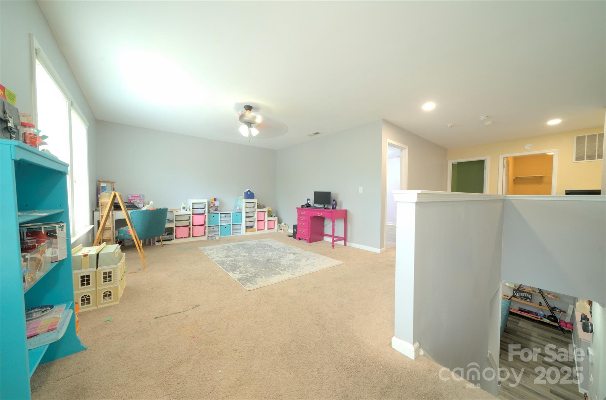 Regal Manor - Residential