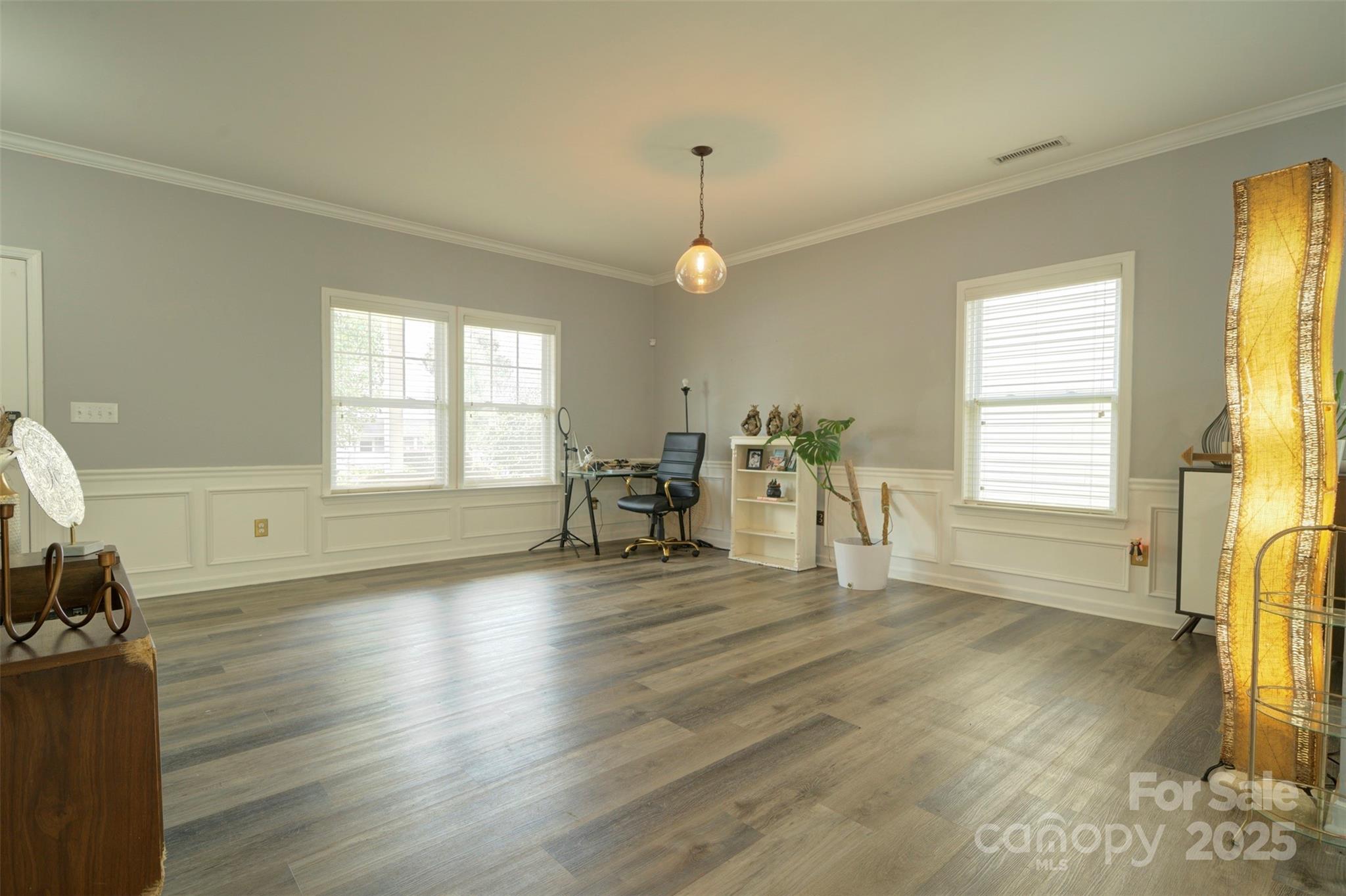 Regal Manor - Residential