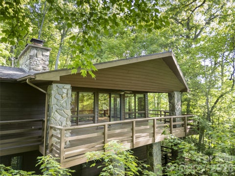 Photo of 1126 Scenic Circle, Waynesville, NC 28786 (MLS # 4383487)