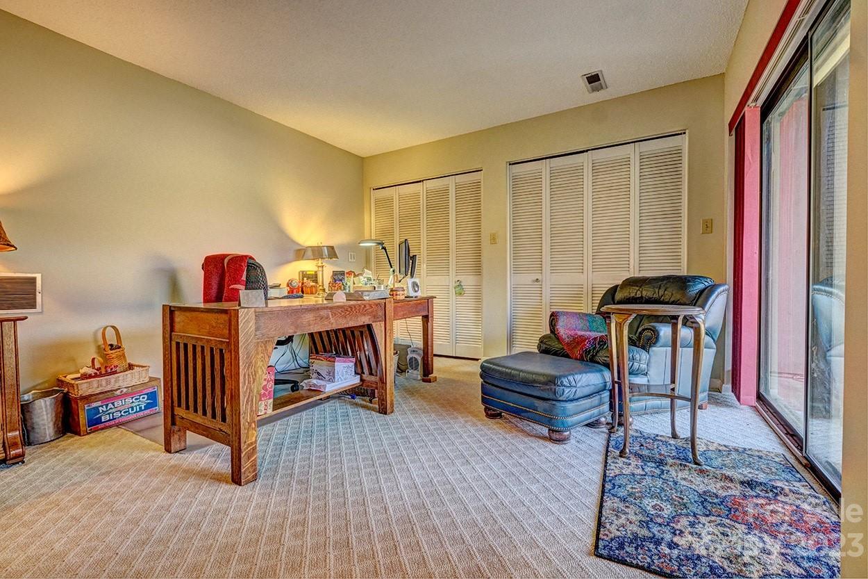 River Hills - Residential