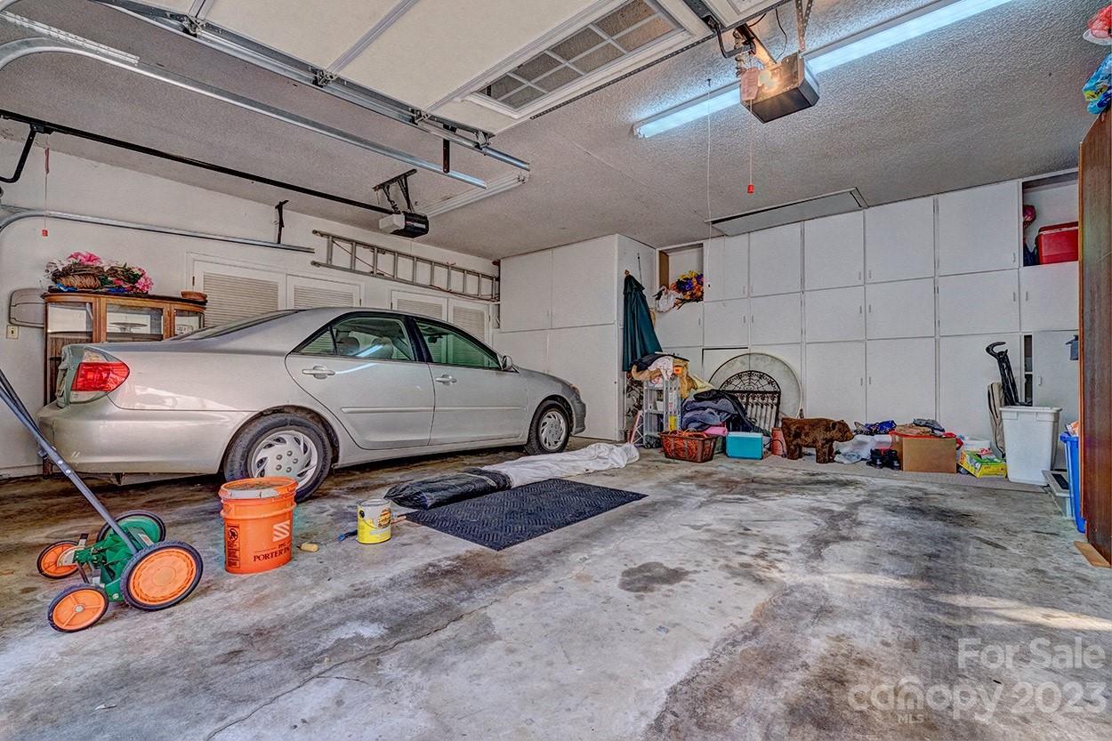 River Hills - Residential