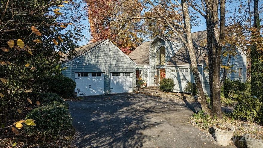 CONTINGENT! SHOWING FOR BACKUP! Stunning views of the 10th green,entire fairway& pond to enjoy from all 3 levels .Master on the main floor as you enter along with great room,dining & kitchen.Floor to ceiling windows to bring in the light and views.2 bedrooms &bath on the 2nd floor and basement offers a 4th bedroom or flex space/office/bonus room.The yard is terraced and and could be a gardeners dream .It's waiting on you to bring it back to life!Utility room opens onto a covered gardening area to make use of the outside space.Home offers 3 decks on upper floors & patios.The kitchen offers a large window over the sink to enjoy the front courtyard.Circular driveway and 2 car garage with tons of storage and lined with cabinetry. The neighborhood is gated with 24 hour security,offers miles of walking trails,playgrounds,marina,country club,gardens and  waterfront park with sandy beach and pavilion.Convenient location to Charlotte, airport, York and Gastonia. Come enjoy life at the lake!