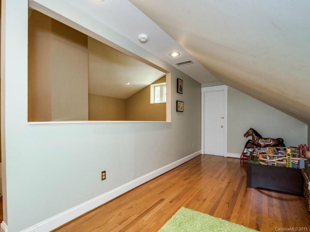 Elizabeth - Residential