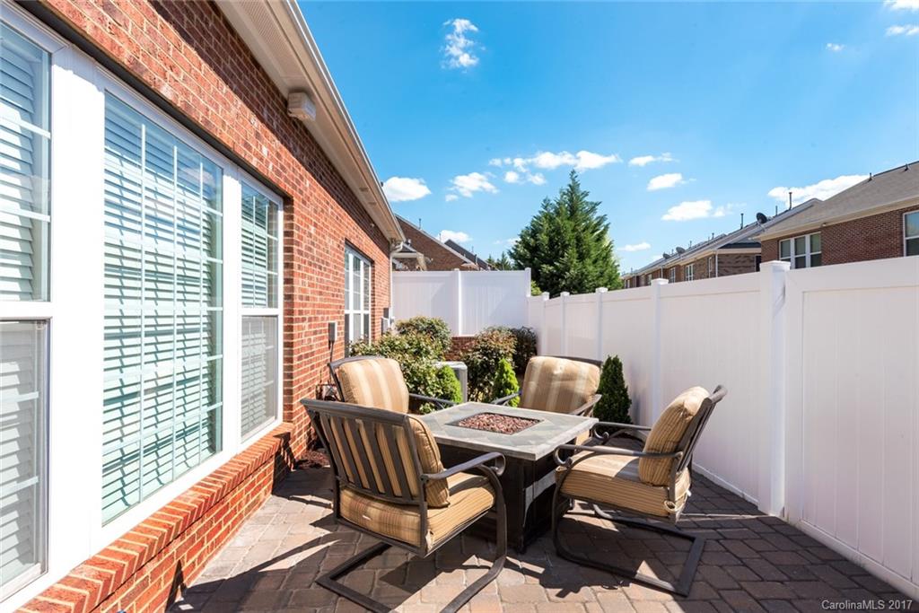 The Enclave at Ardrey Kell - Residential