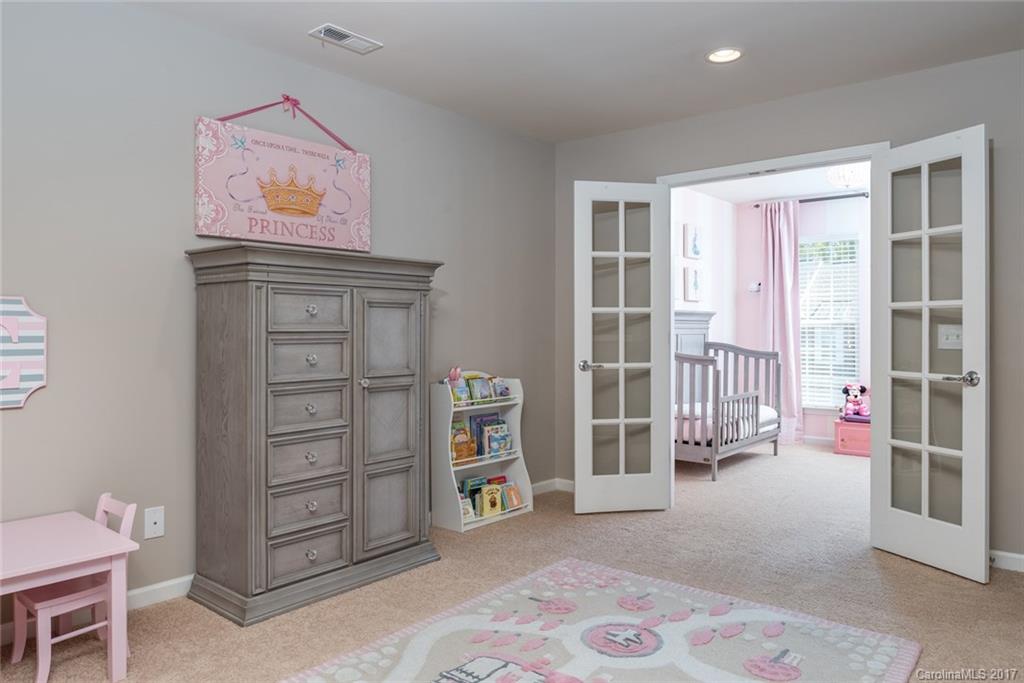 The Enclave at Ardrey Kell - Residential