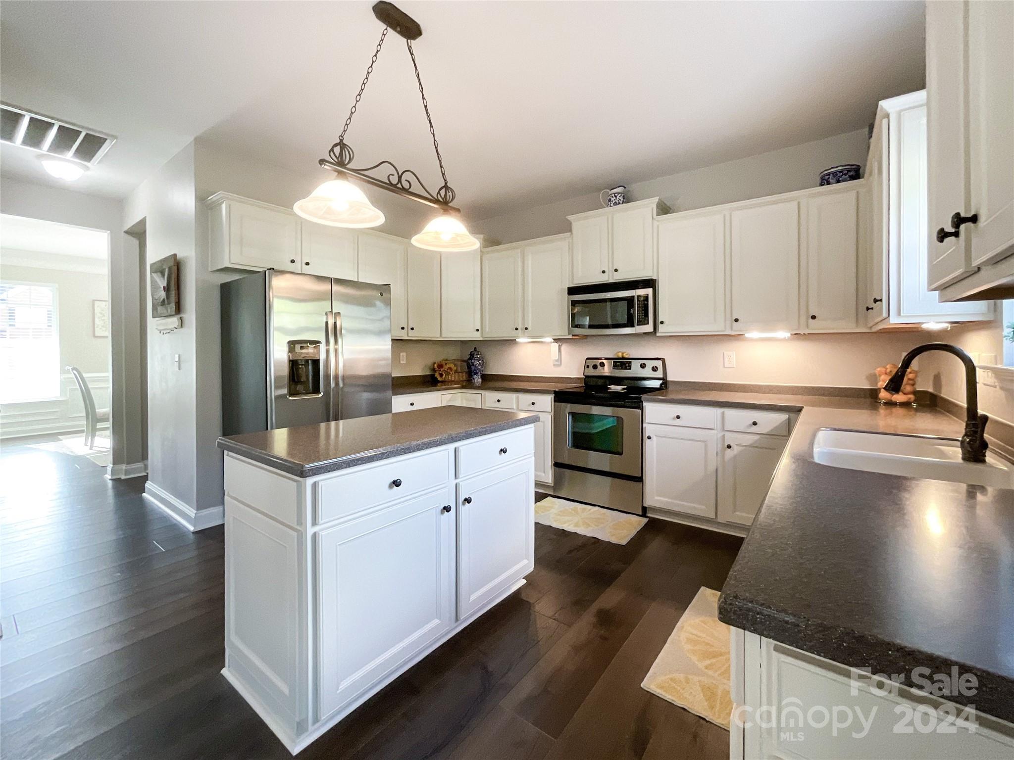 Taylor Glenn - Residential