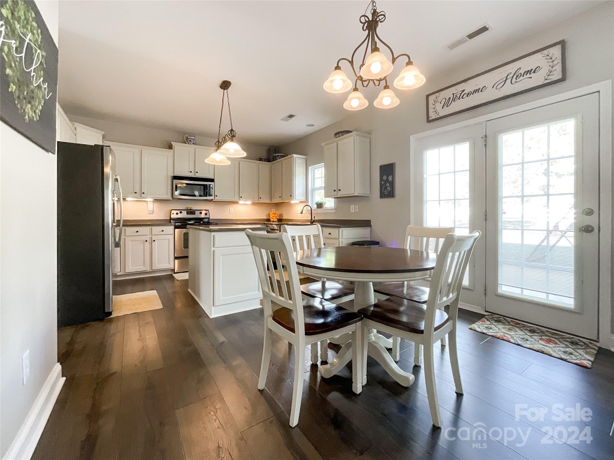 Taylor Glenn - Residential