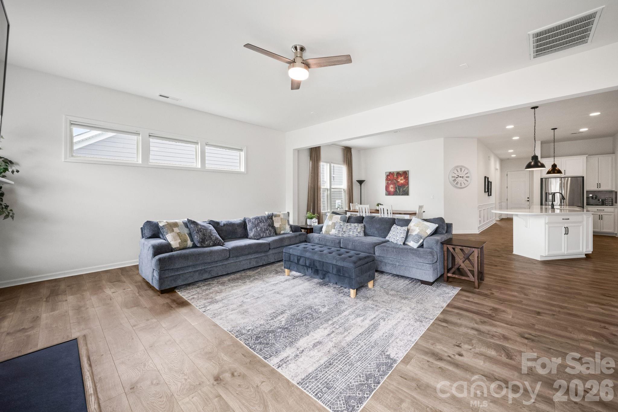 7920 Creek Park Drive