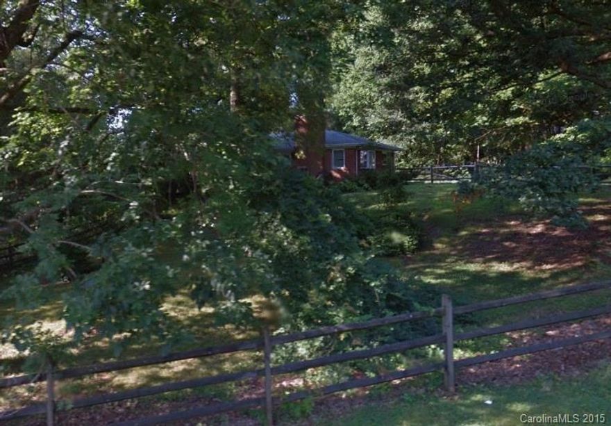 Cash buyers investor special.  House in need of major rehab.  All information will need to be verified by agent.