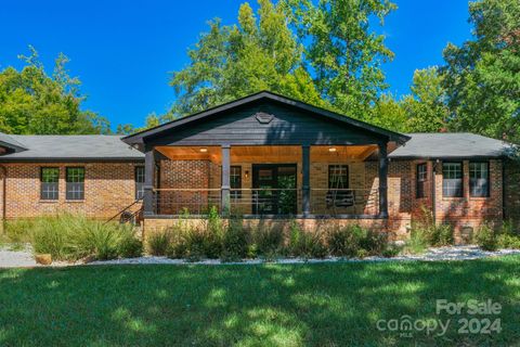 A home in Waxhaw