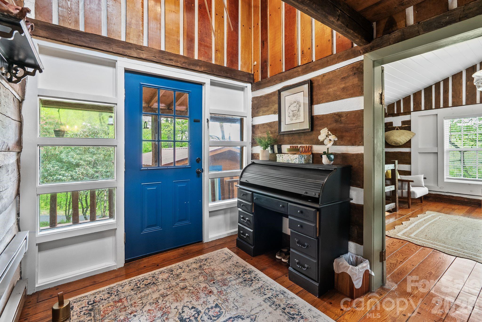 285 Glenaire Drive