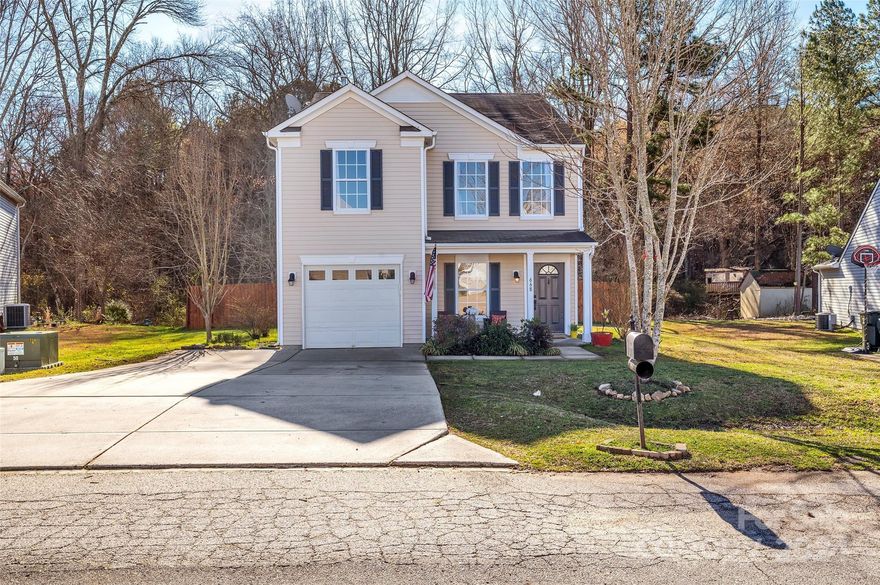 This charming home in York, South Carolina offers 3 bedrooms, 2.5 bathrooms and a fenced in back yard with privacy fencing! Open floor plan down stairs with a large kitchen and walk-in pantry, a new dishwasher was just installed, and fresh paint. The primary bedroom with en-suite is located upstairs with a large walk-in closet. 2 additional bedrooms, a full bathroom, laundry room and loft are also upstairs. Upgraded plumbing throughout entire house. Outside an extended paver patio overlooks the fenced in backyard! This is one of the best lots in Hunter Park, it backs up to privacy trees  and a small creek in the back!