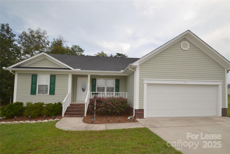 Well cared for 3 bedroom 2 bath one-level home on approximately wooded 1/2 acre fenced lot. Inviting colors throughout house. Fenced back yard with deck. Large open great room with cathedral ceiling and gas log fireplace with plush carpet. Large open kitchen with ceramic tile floor with natural oak real wood cabinets and granite kitchen countertops with tile backsplash. Lots of upgrades. Tankless gas water heater will save lots on utility bills. Spacious bedrooms and in all rooms with low maintenance laminate flooring. Gorgeous primary bathroom with granite countertops and garden tub, double sinks. Full second bathroom with granite countertops. Plantation blinds in most windows. Large attached 2-car garage. Established St Andrews Place neighborhood . Must see inside to appreciate. 1 dog <30 lbs allowed; no cats ad must be approved by owner. Central A/C, Gas Heat.