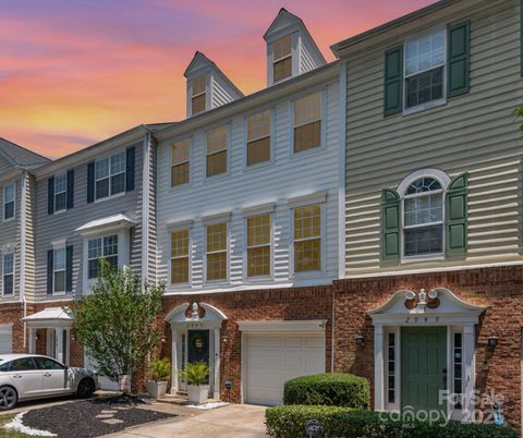 2945 Duvalla Avenue Charlotte NC 28209