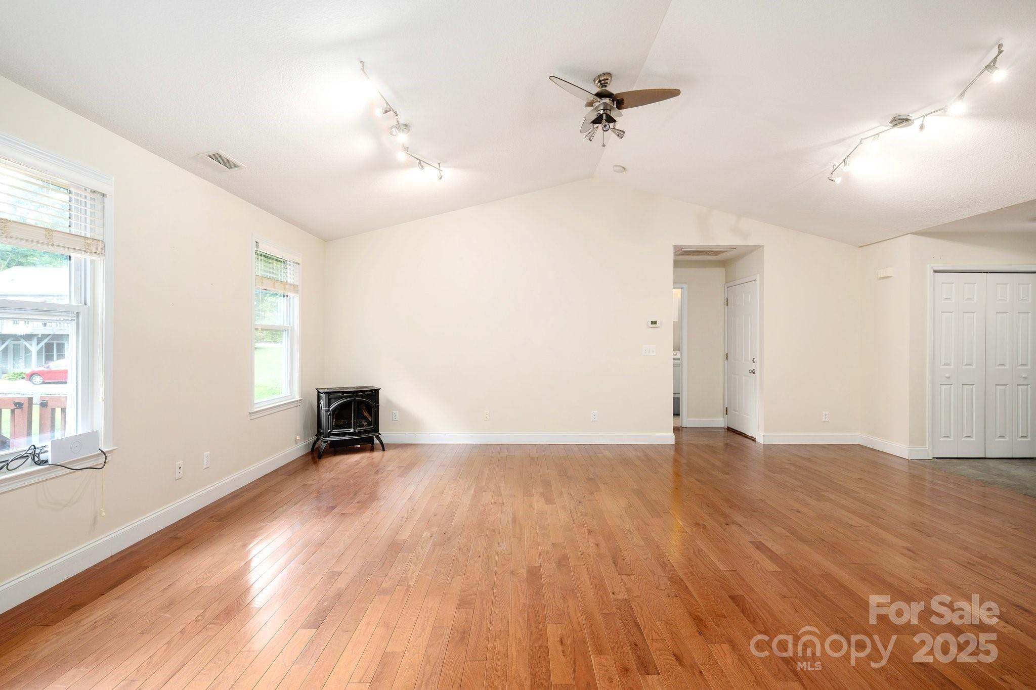 Honeysuckle Hollow - Residential