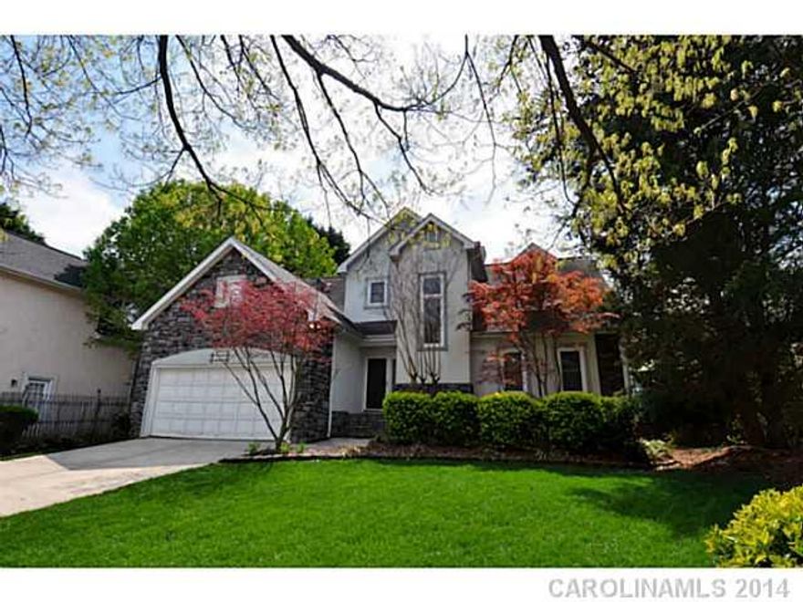 Beautifully updated home with deeded boatslip #130 (one of a few larger slips, and on the very end) in popular Lake Norman waterfront community. Kitchen w/ stainless appliances, granite,tile back splash. New windows & doors in 2011. Master bath remodeled 2013-w/ heated floor, jetted soaking tub,separate shower, double sinks, marble. Surround sound, spacious deck and beautiful private back yard.