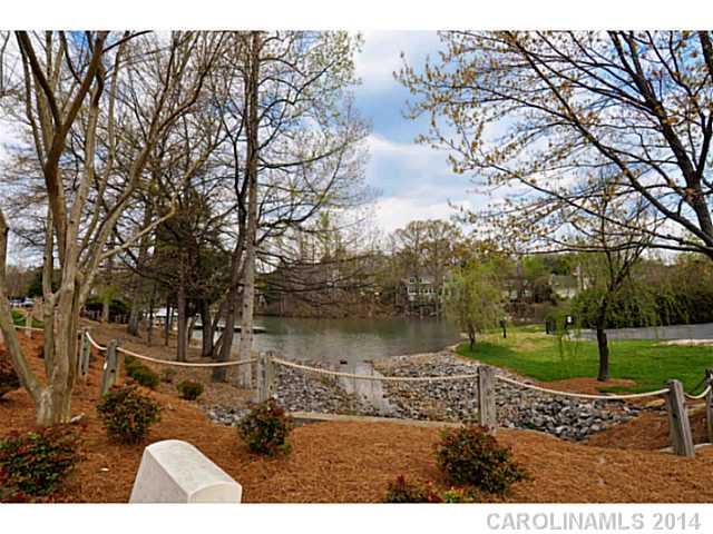 Blue Stone Harbor - Residential