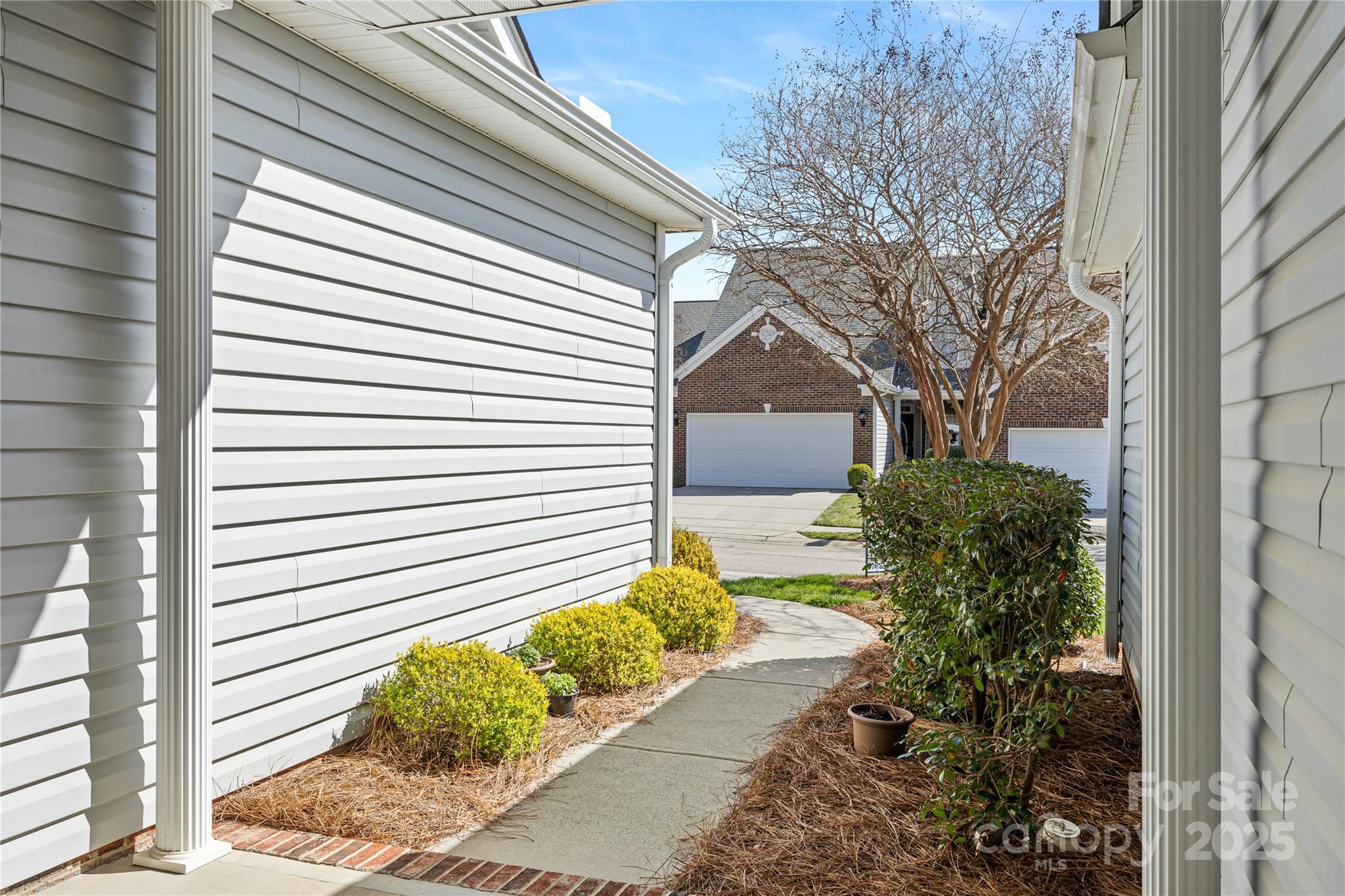 284 Garnet Court
