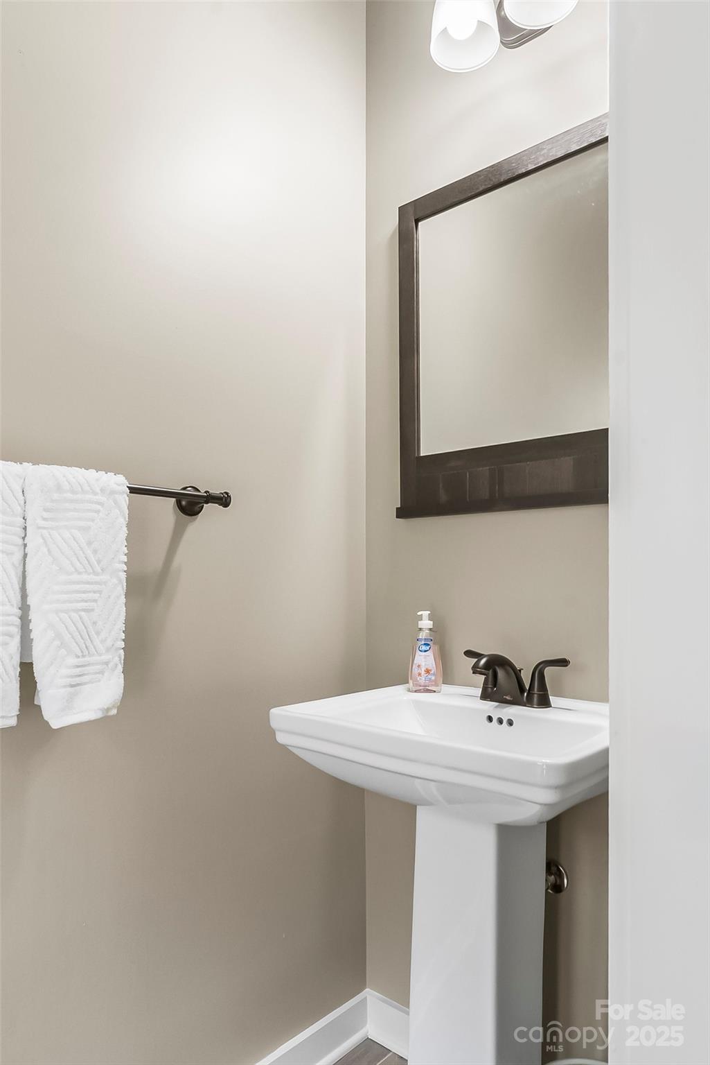 Linville Falls Mountain Club and Preserve - Residential