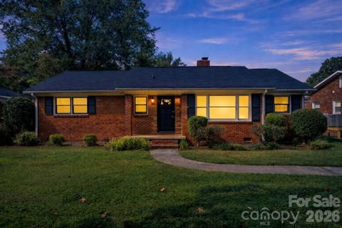 1227 Barkley Road Charlotte NC 28209