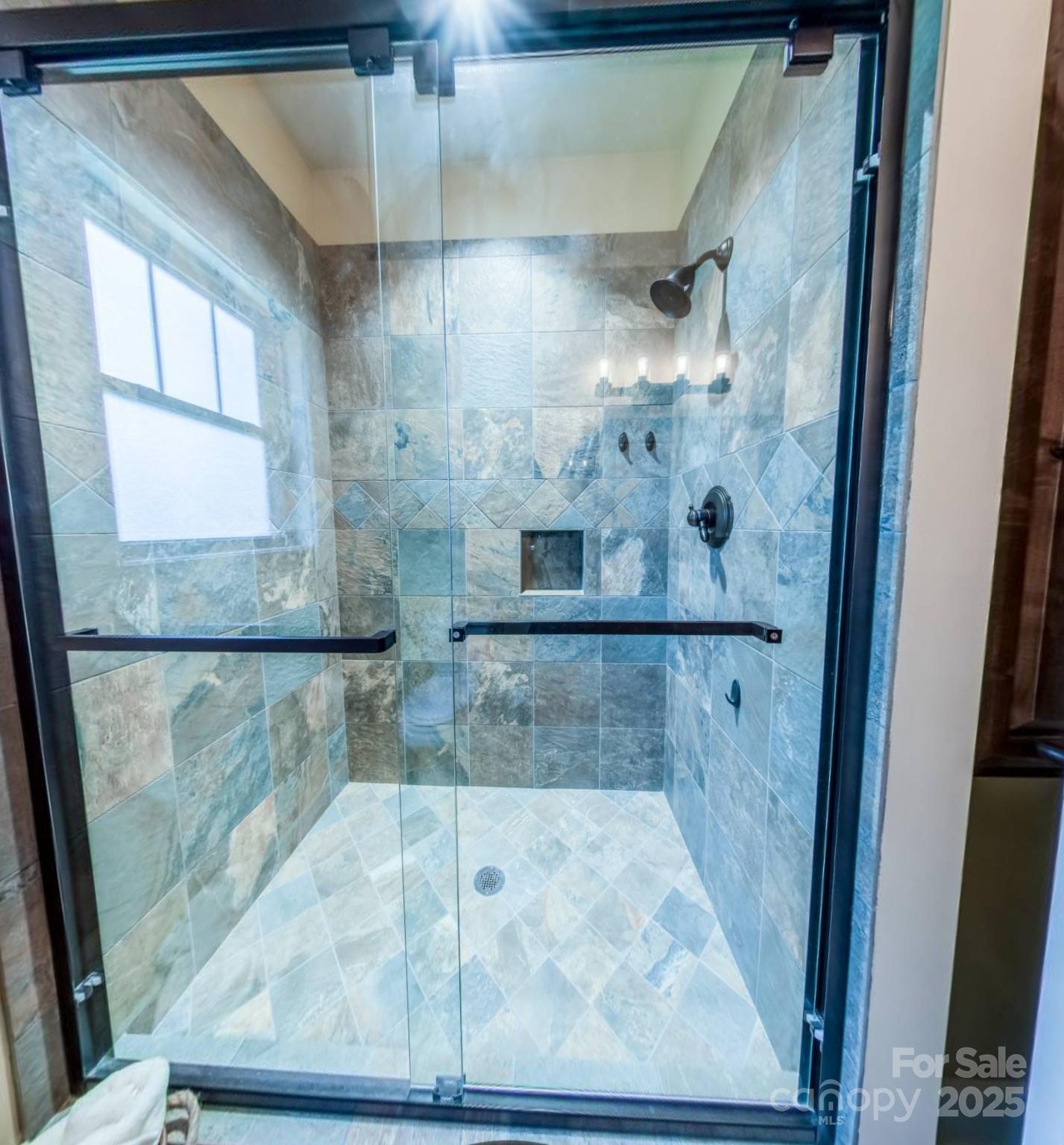 Anchors Landing - Residential