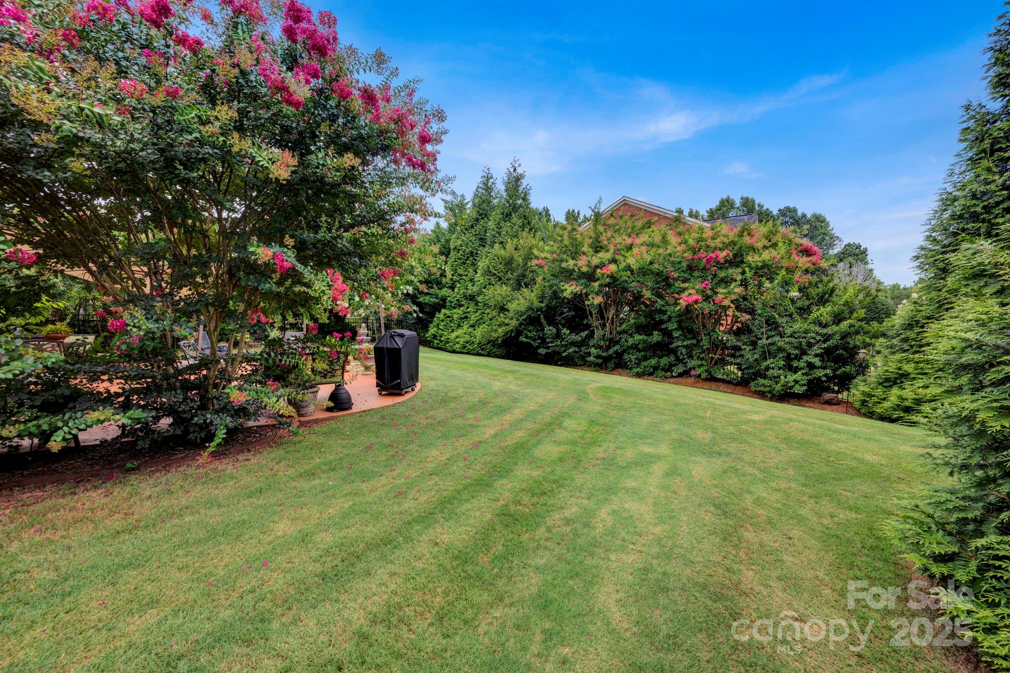 Shelly Woods - Residential