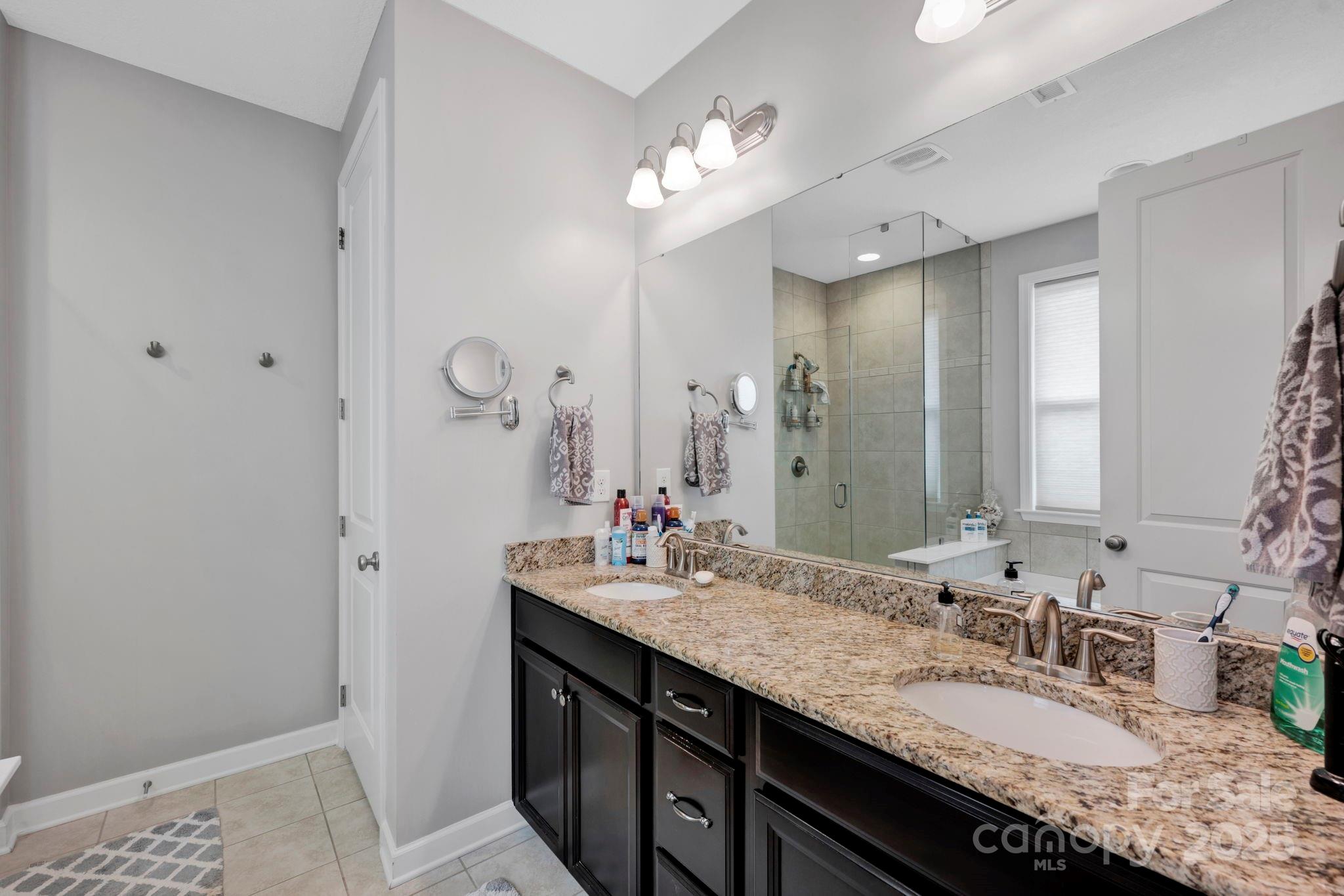 Shelly Woods - Residential