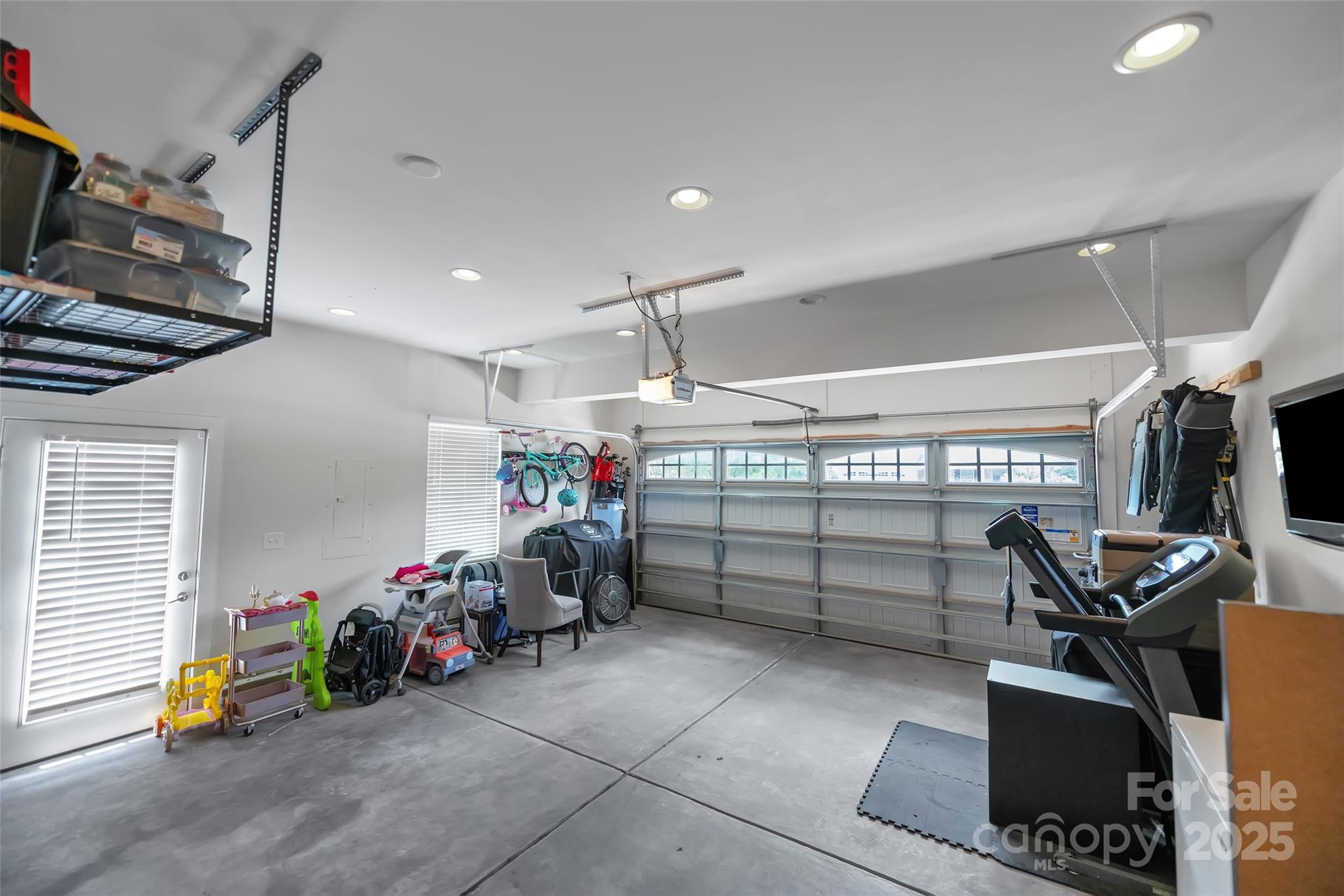725 Rosegate Drive