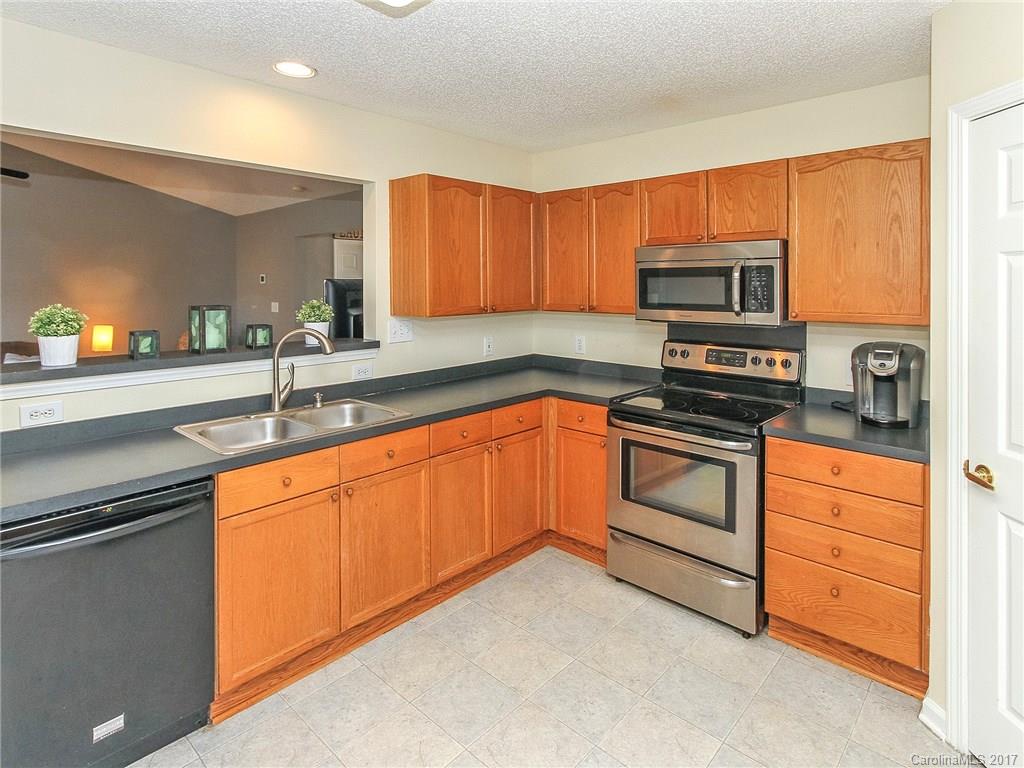 Houston Hills - Residential