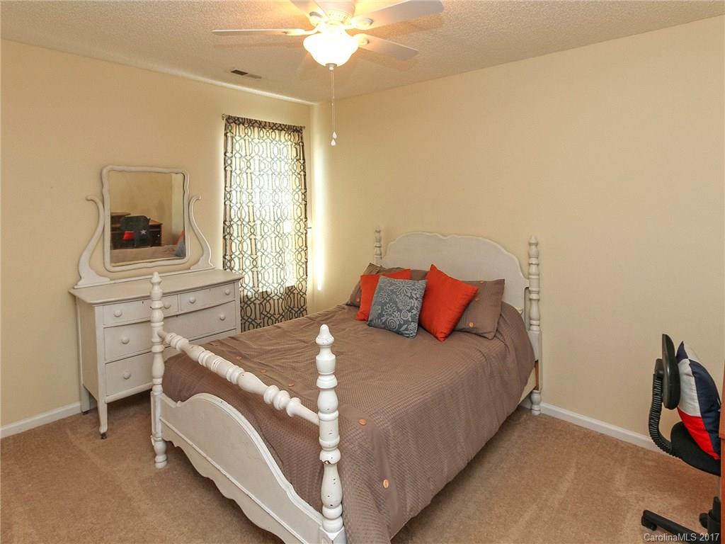 Houston Hills - Residential