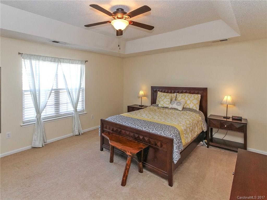 Houston Hills - Residential