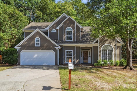 Photo of 9122 Fairbridge Road, Charlotte, NC 28277 (MLS # 4430344)