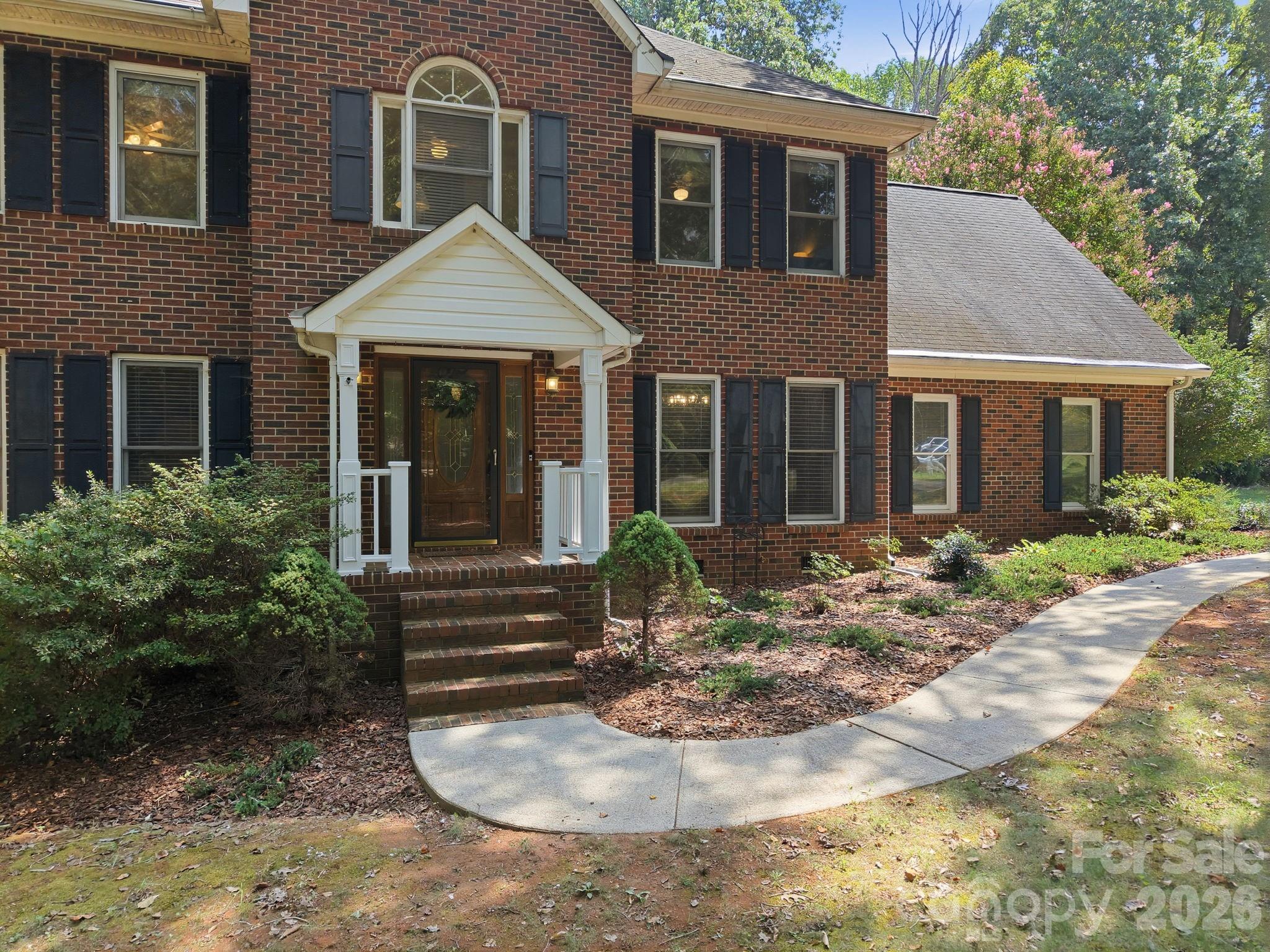 117 Carriage Lane
