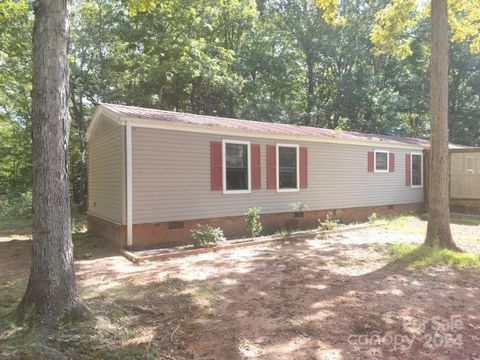 A home in Bostic