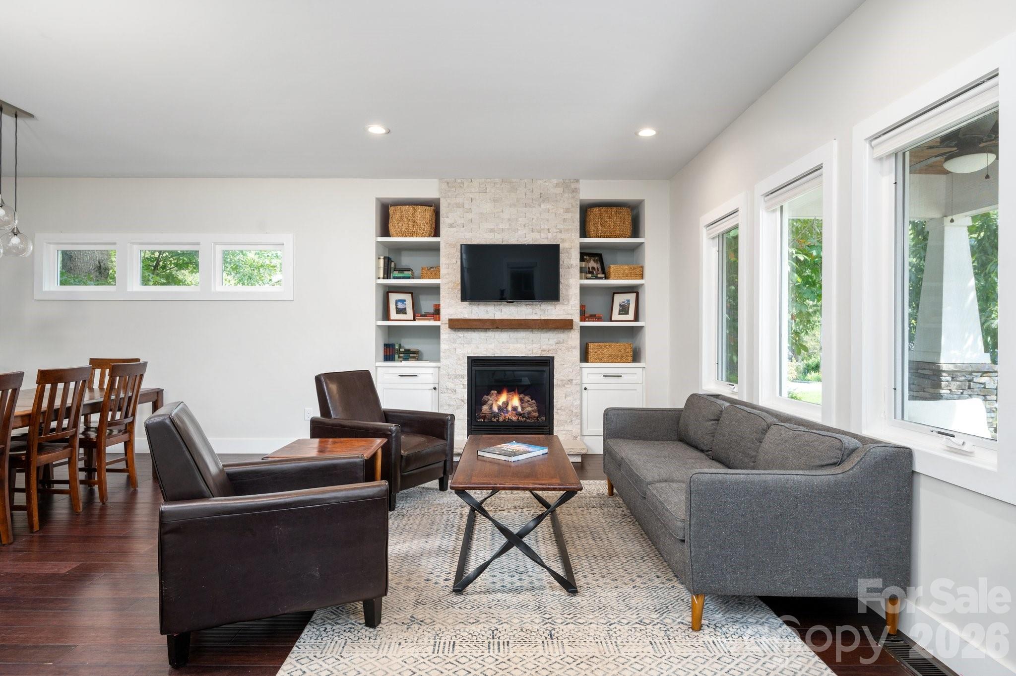 620 Brookshire Street