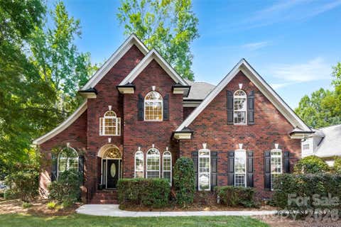 Photo of 1703 Caddy Court, Matthews, NC 28104 (MLS # 4392423)