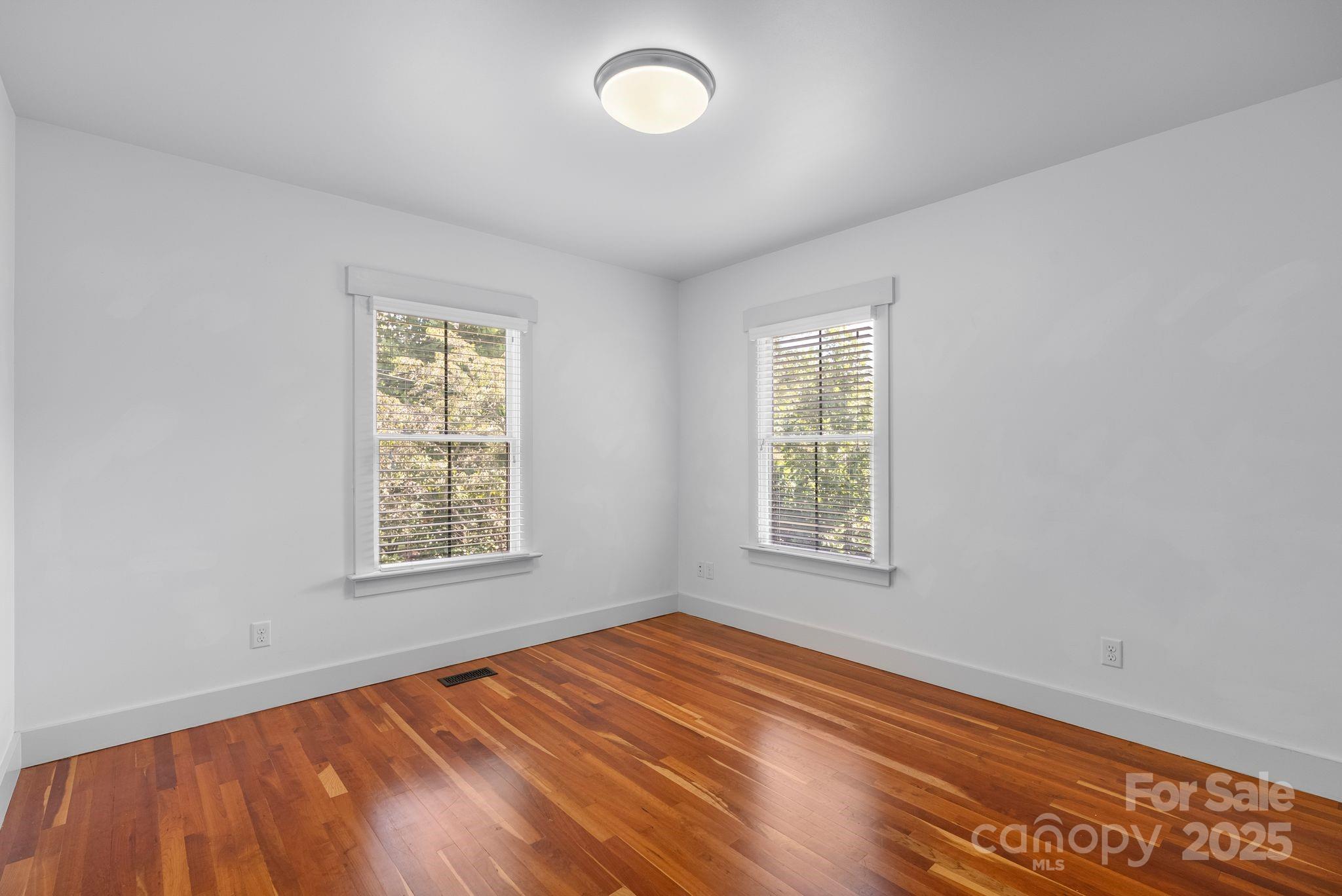 Zander Way - Residential