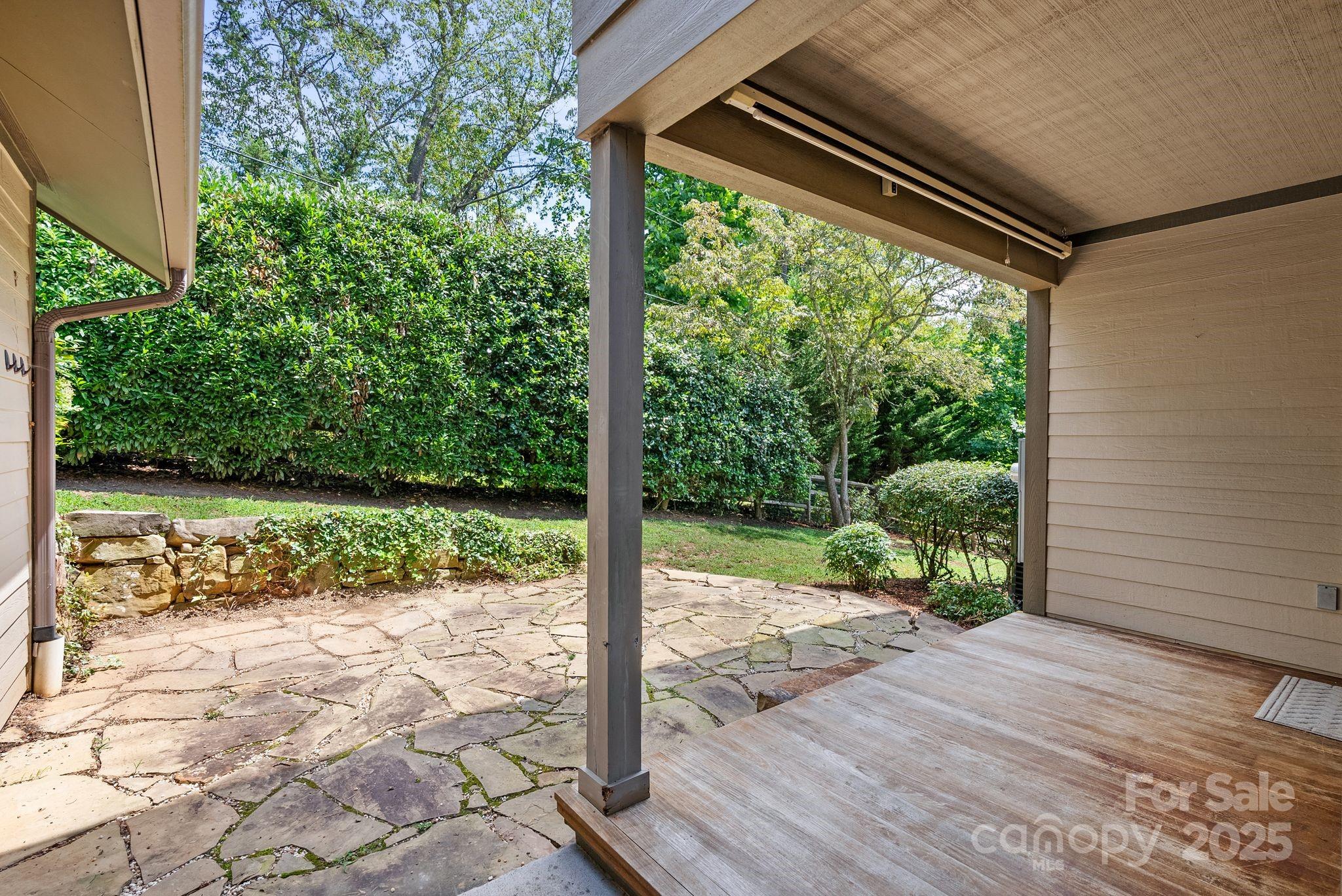 Zander Way - Residential