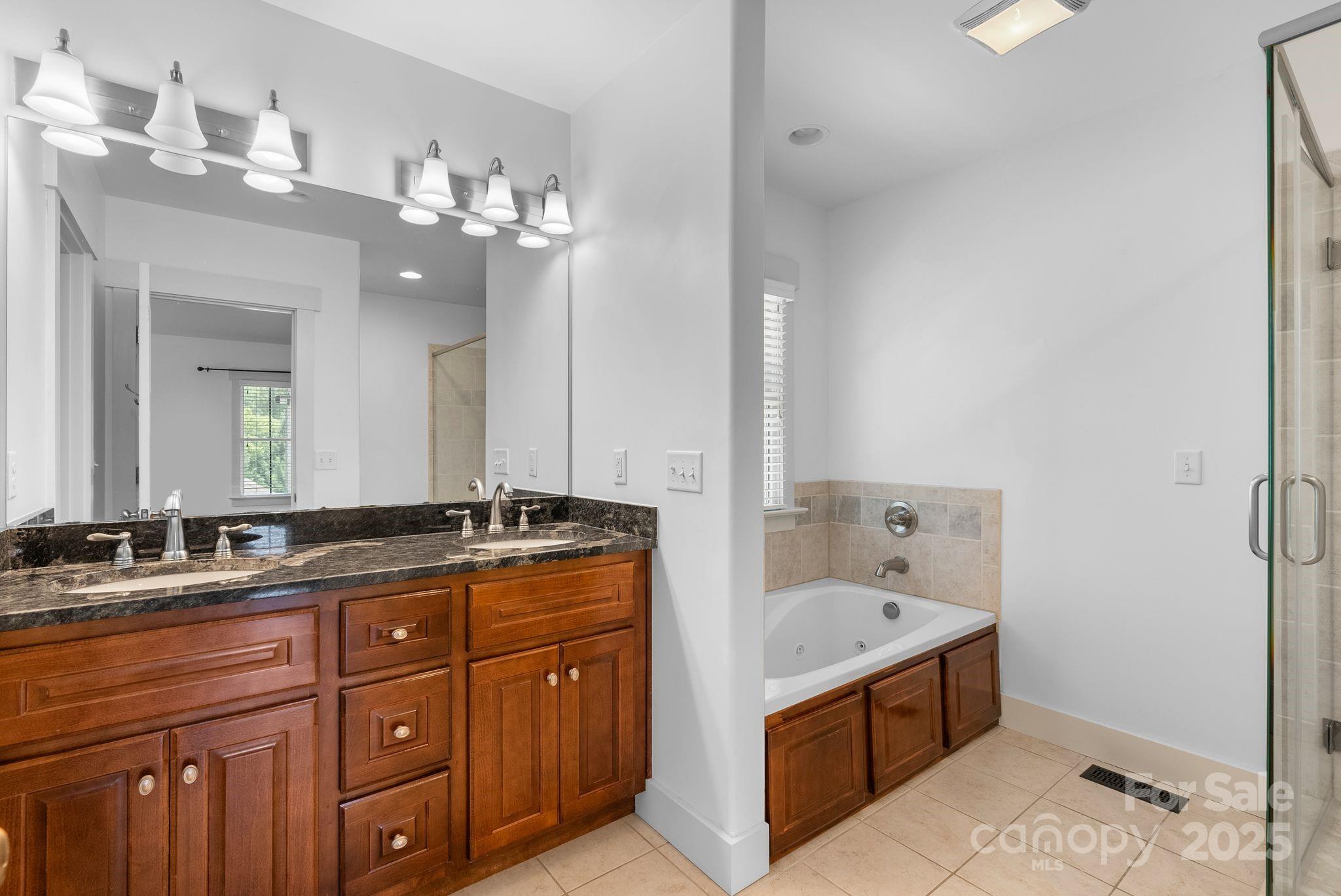 Zander Way - Residential