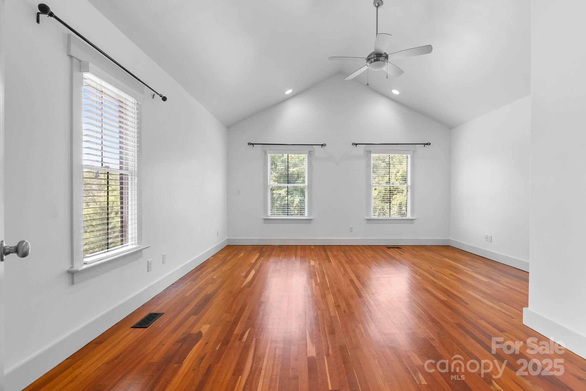 Zander Way - Residential