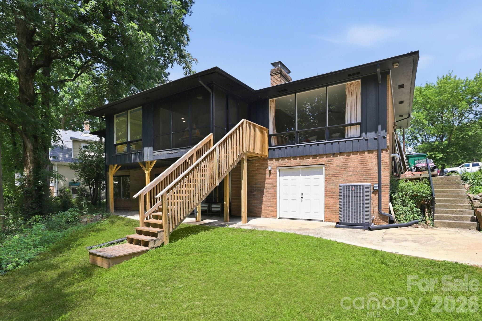 3034 Eastburn Road