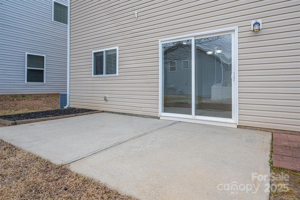 listing image 30