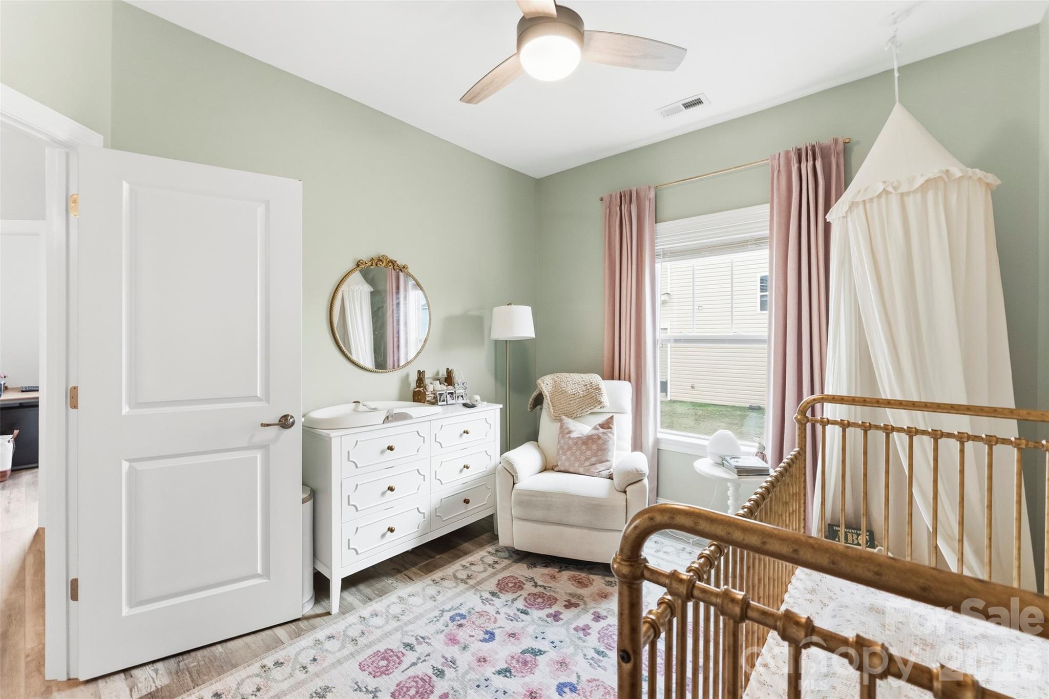 Kings Crossing - Residential