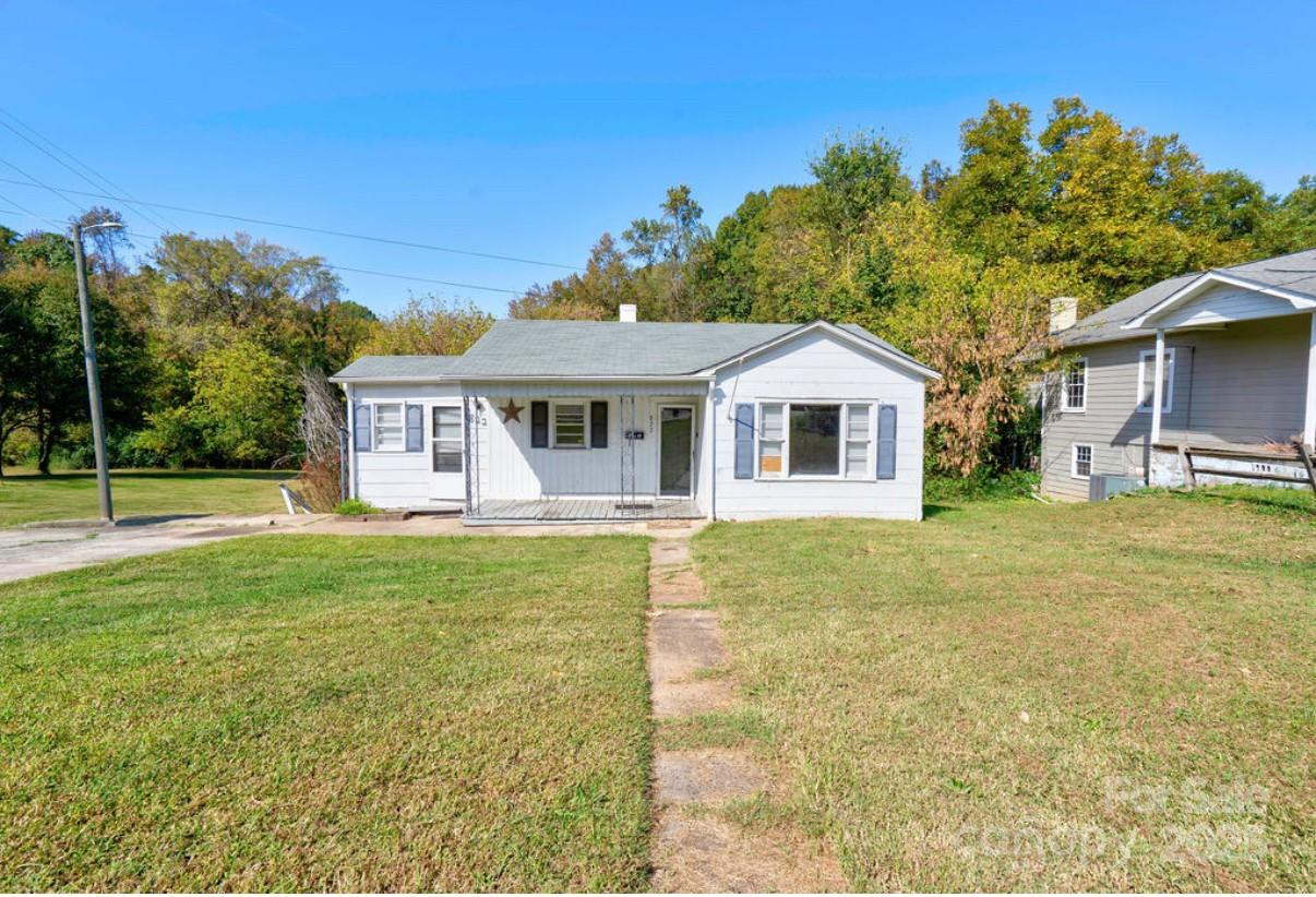 822 S Main Street