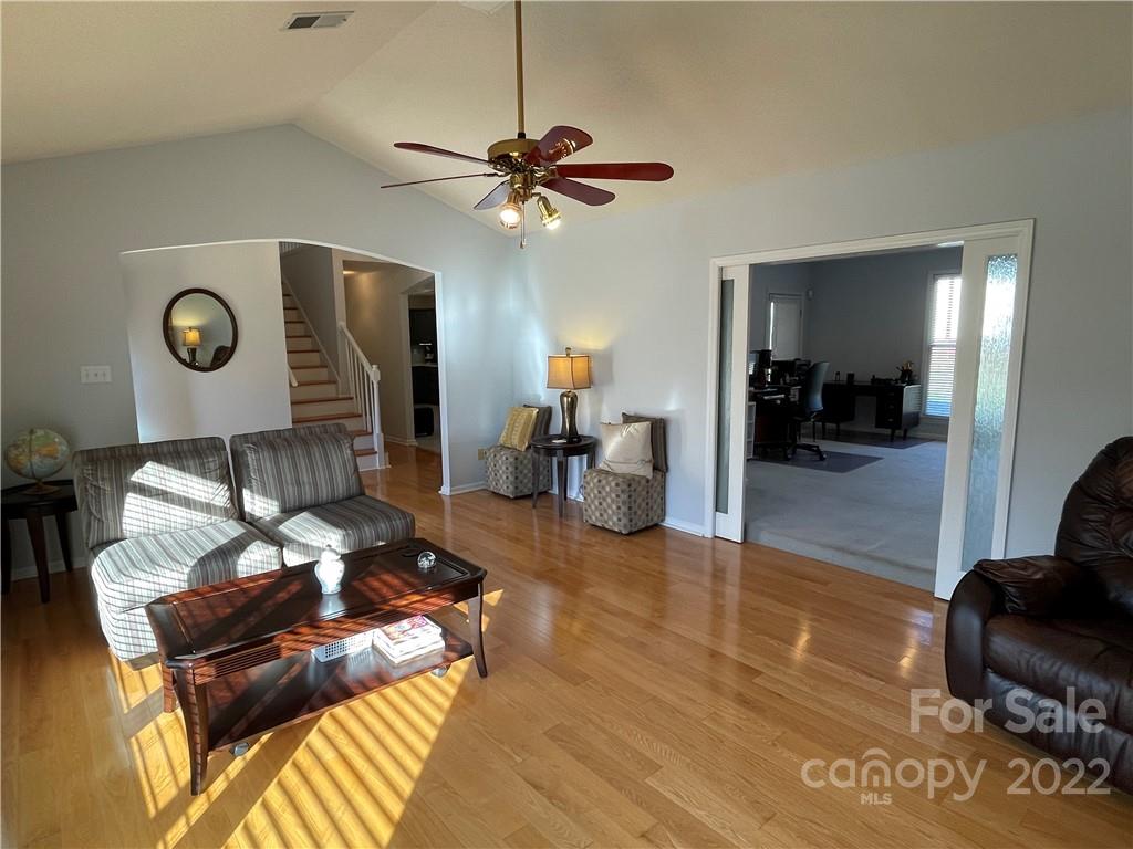 Stablegate Farms - Residential